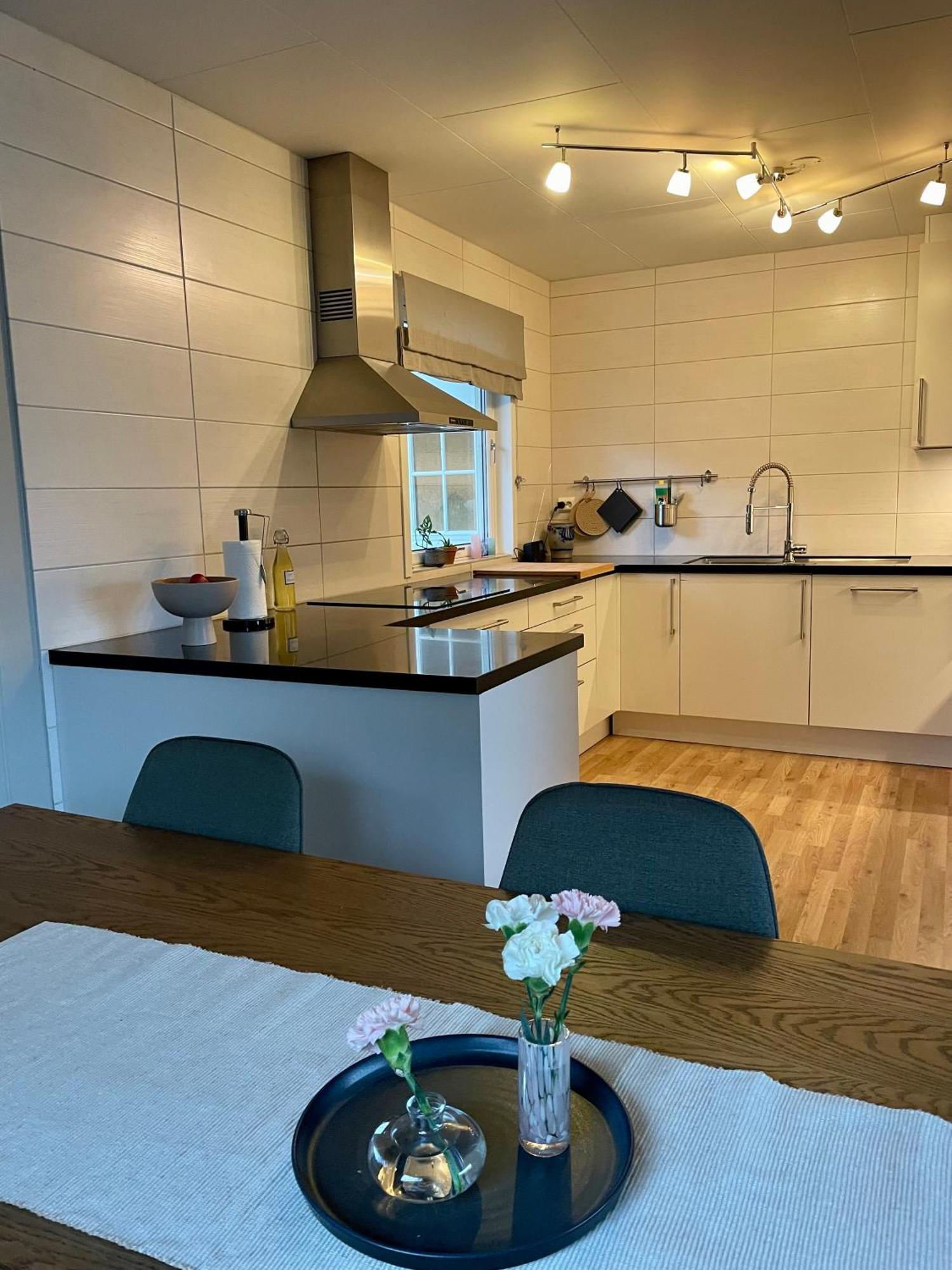 Penthouse With Panorama View And Great Location! Apartment Tromso Exterior photo